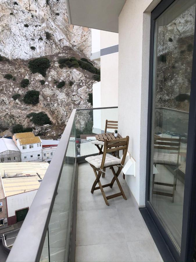 Cp High Floor Luxury Studio With Sea View Gibraltar Luaran gambar